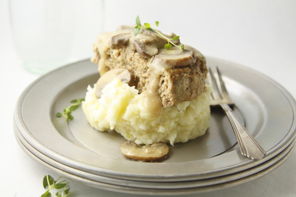 Meatloaf with Mushrom Gravy