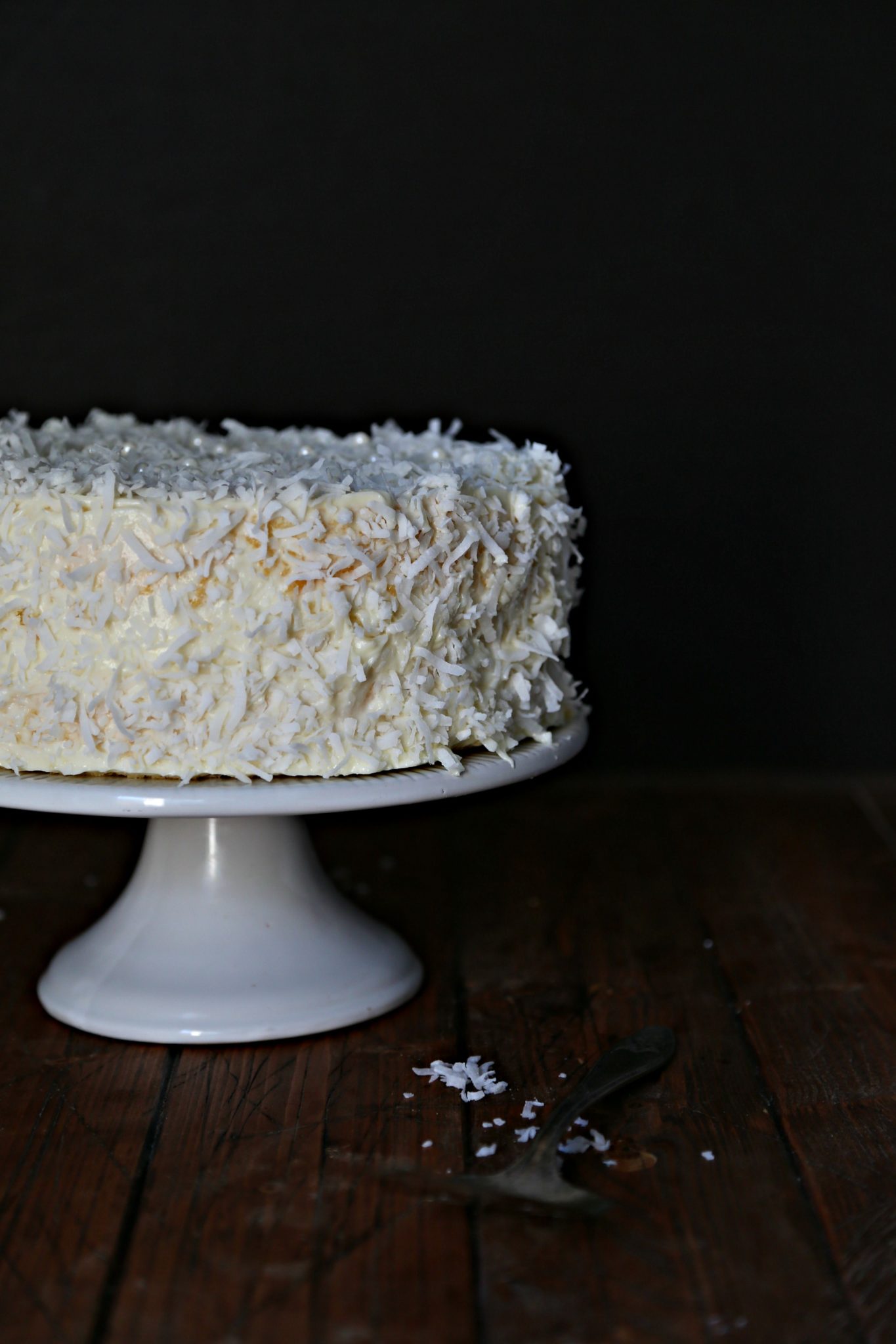 Classic Coconut Cake - bell' alimento