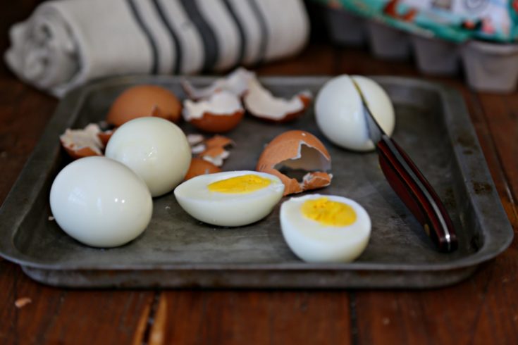 How to Make the Perfect Hard Boiled Eggs in an Instant Pot #instantpot #eggs #hardboiledeggs